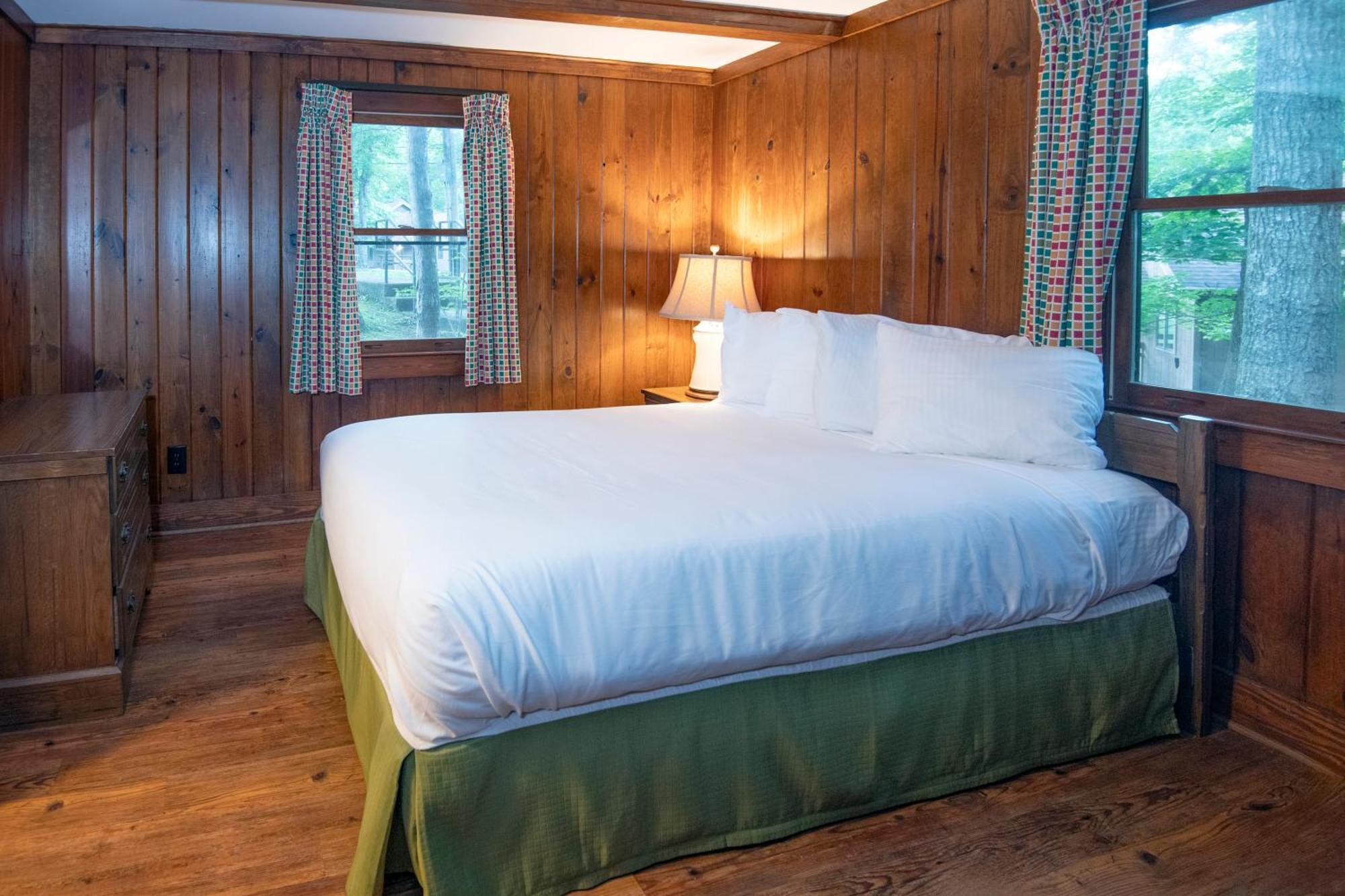 Cumberland Falls State Resort Park Honeybee Екстериор снимка
